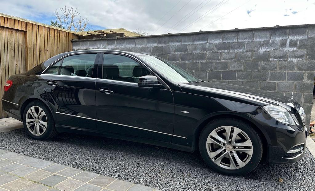 Mercedes-Benz E 200 CGI Avantgarde Start/Stop Led Navi Leder, Achterwielaandrijving, 4 cilinders, 1796 cc, Zwart