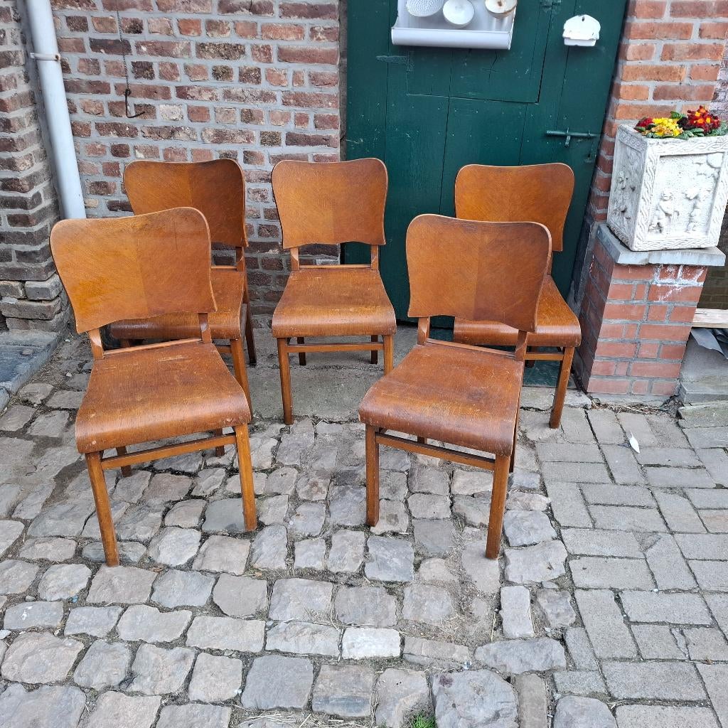5 oude cafe stoelen, Ophalen
