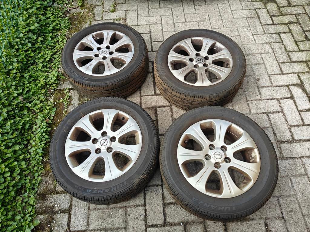 Opel Vectra C velgen 5x110 4 stuks 215 55 R16 93H, Auto-onderdelen, Banden en Velgen, Ophalen, Velg(en)