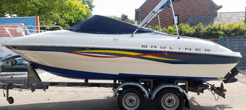Bayliner 192 ls capri 4.3v6 incl trailer zgst, Watersport en Boten, Speedboten, Ophalen, Binnenboordmotor, 6 meter of meer, Zo goed als nieuw