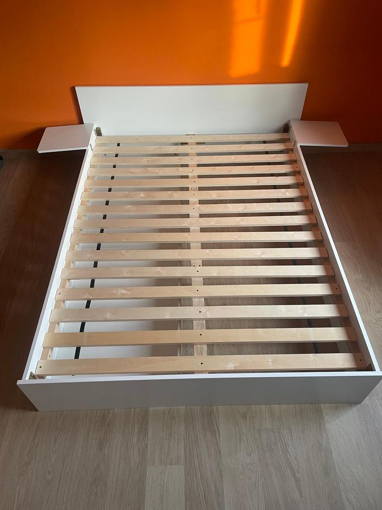 Wit bed met lade, lattenbodem en 2 zijschabben, Ophalen, Wit, Zo goed als nieuw, Twijfelaar