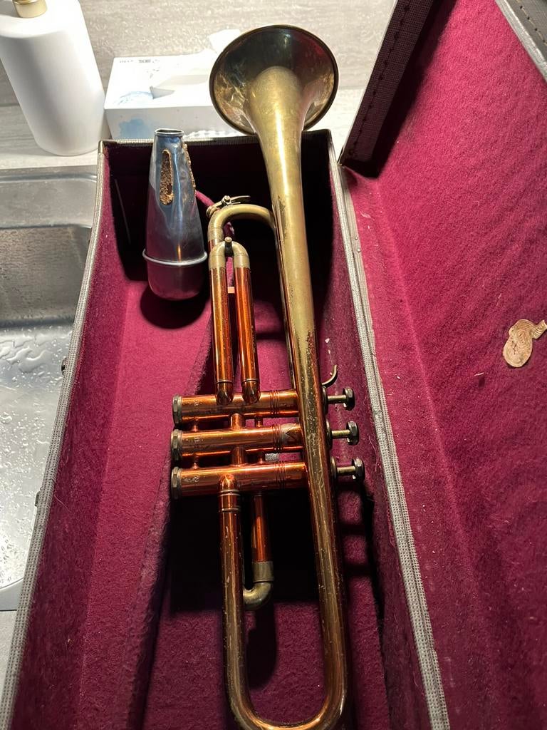 Mid century trompet, Muziek en Instrumenten, Ophalen of Verzenden, Gebruikt, Overige typen, Met koffer