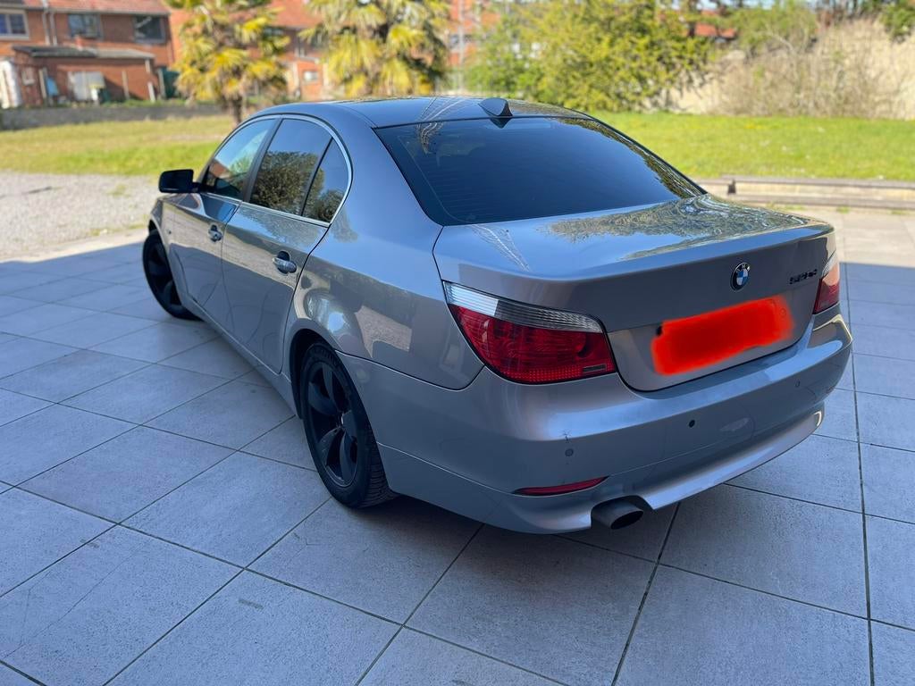 Bmw serie 520d e60 2007 automatique, Auto's, BMW, Automaat, 5 deurs, Particulier, Euro 4