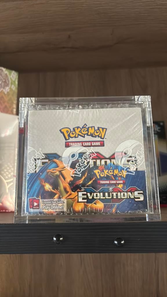 Pokémon XY Evolutions Booster Box – Sealed!, Hobby en Vrije tijd, Ophalen, Zo goed als nieuw, Booster