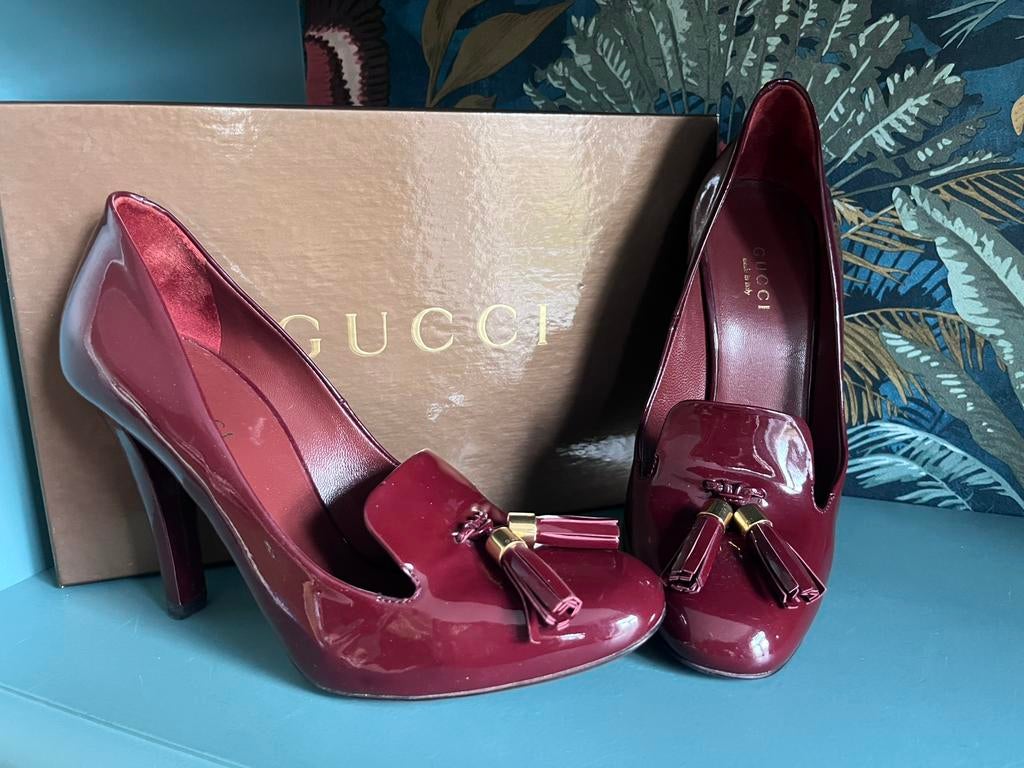Gucci pumps maat 37, Kleding | Dames, Schoenen, Pumps, Ophalen of Verzenden, Zo goed als nieuw, Rood