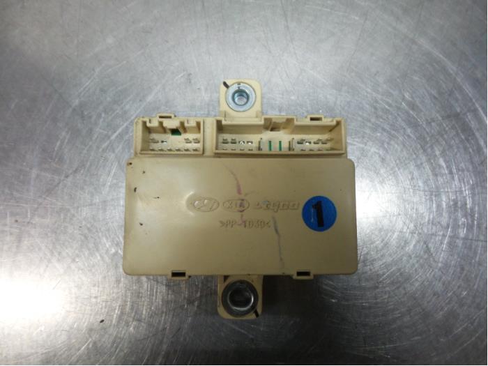 Centrale Deurvergrendelings Module van een Kia Sportage (Spo, -, -, Ophalen of Verzenden, -