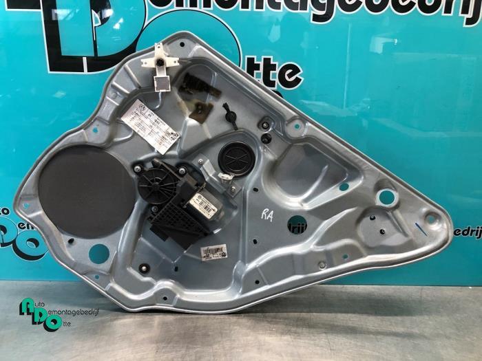 Ruitmechaniek 4Deurs rechts-achter van een Volkswagen Polo (, Auto-onderdelen, Ruiten en Toebehoren, Volkswagen, Gebruikt, 3 maanden garantie