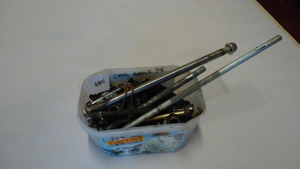 CBR1000F 1993 - 1996 Honda Bout Bout divers D1-11936, Motos