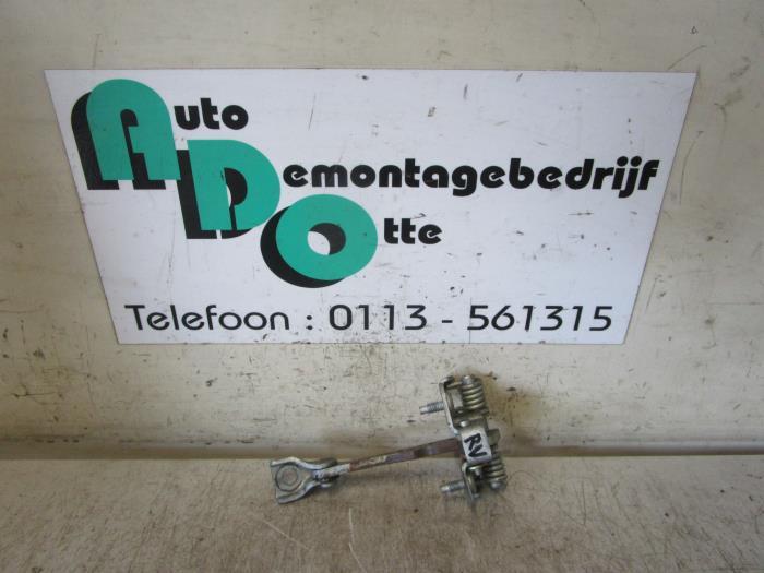 Deurvanger 4Deurs rechts-voor van een Rover 75, Auto-onderdelen, -, -, Ophalen of Verzenden, -