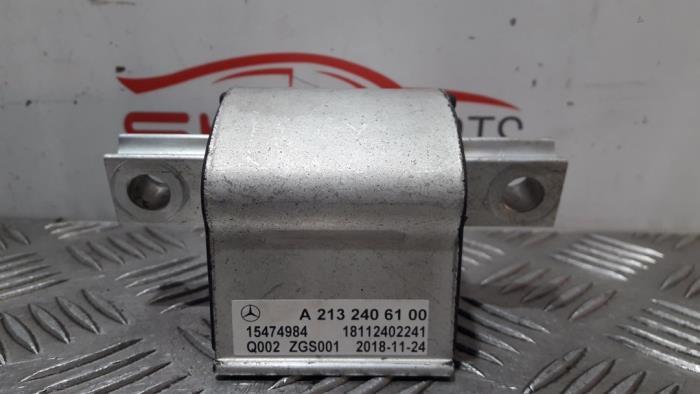 Support boîte de vitesse d'un Mercedes C-Klasse, 3 mois de garantie, Utilisé, -, -