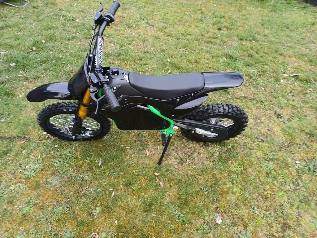 Crossmoto 1800Watt, Entreprise, Autre