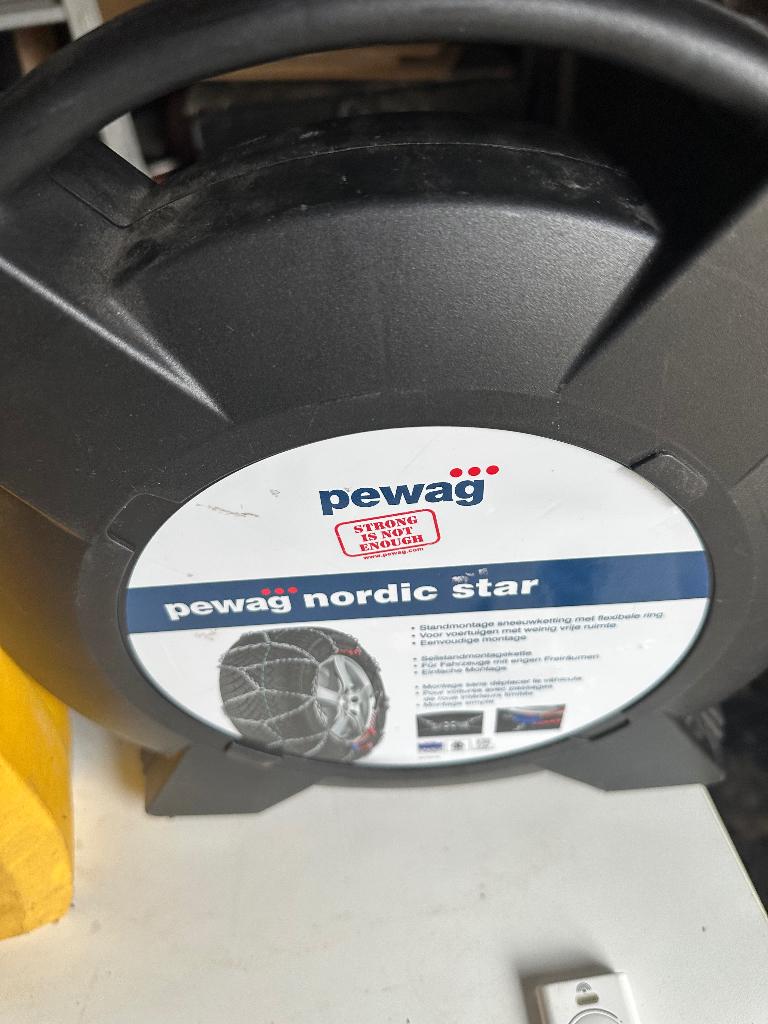 SNEEUWKETTINGEN, Auto diversen, Sneeuwkettingen, Ophalen