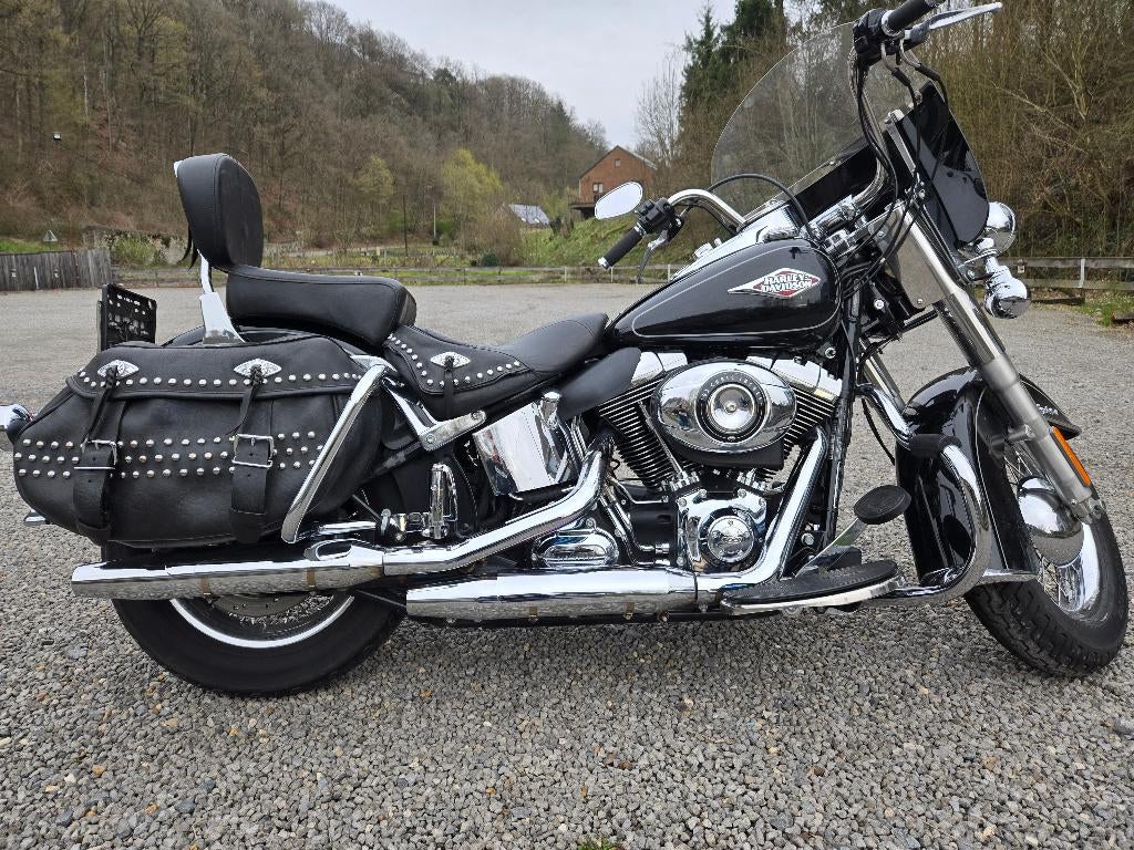 HARLEY DAVIDSON HERITAGE 103, Motos, Plus de 35 kW, Chopper, 2 cylindres, Particulier