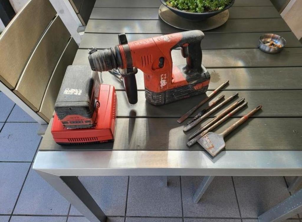 Perceuse à percussion Hilti TE 6-A, Bricolage & Construction, Outillage | Outillage à main, Enlèvement