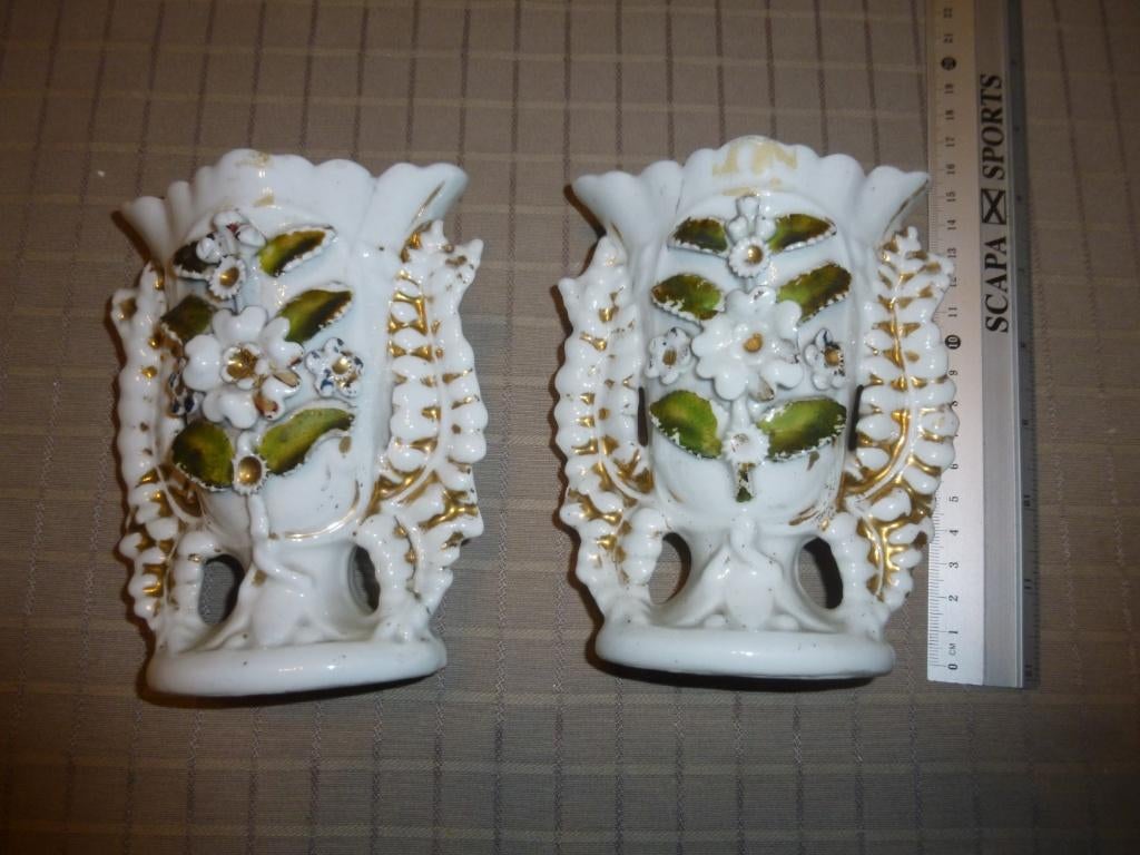 2 vazen in porselein vieux bruxelles, Antiek en Kunst, Ophalen of Verzenden