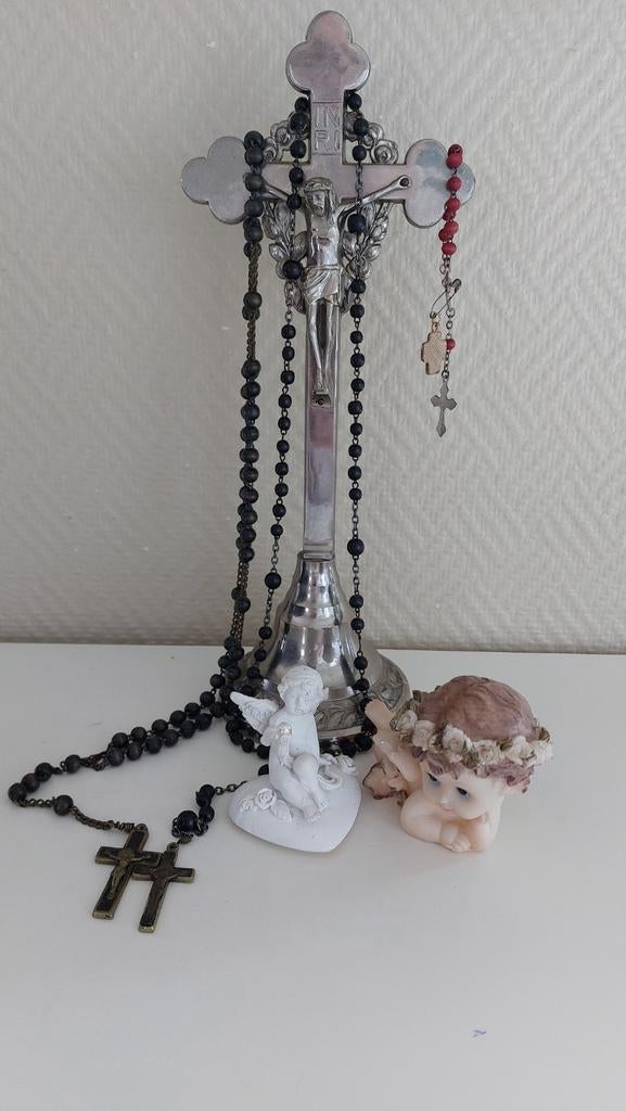 Crucifix Paternosters Angels, Enlèvement ou Envoi