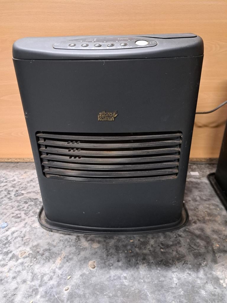 Zibro kamin petroleum kachel, Huis en Inrichting, Kachels, Ophalen