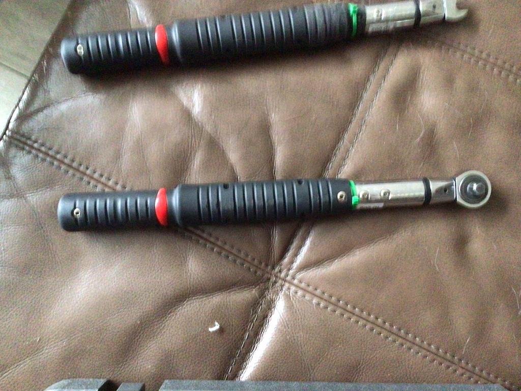 CLÉS DYNAMOMÉTRIQUES ÉLECTRONIQUES COUPLE/ANGLE AVEC CLIQUET, Dieren en Toebehoren, Hondenriemen, Ophalen, Zo goed als nieuw