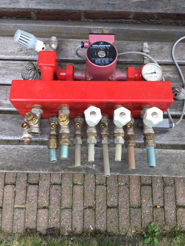 Distributeur de chauffage par le sol, Enlèvement, Utilisé