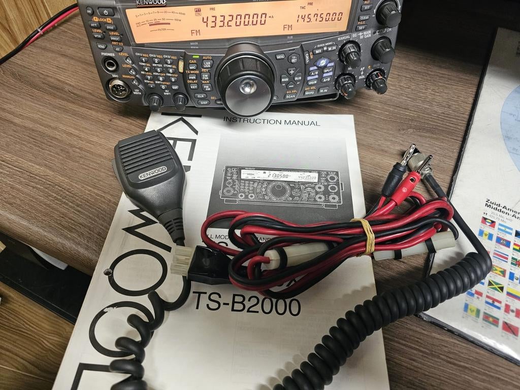 Kenwood et 2000, Enlèvement ou Envoi, Utilisé, Émetteur et Récepteur