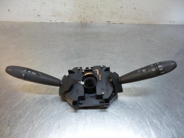 Commutateur combi colonne de direction d'un Fiat Punto (Punt, -, 3 mois de garantie, Utilisé, Fiat