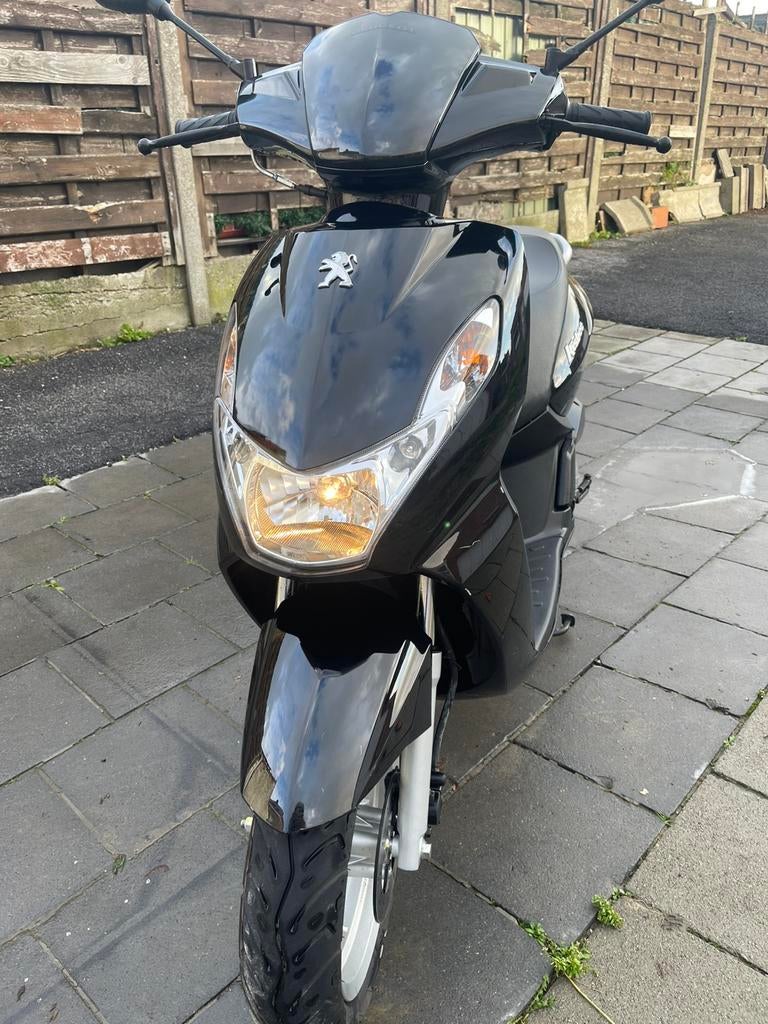 Peugeot kisbee, Fietsen en Brommers, Ophalen, Zo goed als nieuw