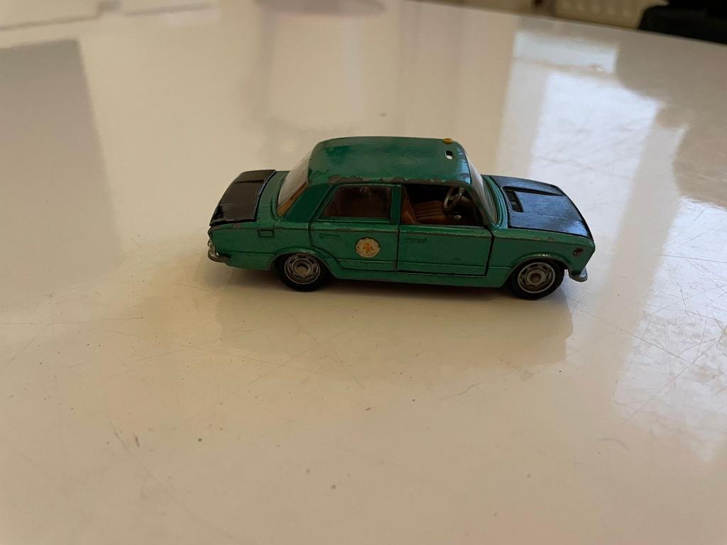 Matchbox, Dinky Toys, Mebe Toys, Corgi Toys, ...., Ophalen of Verzenden, Gebruikt