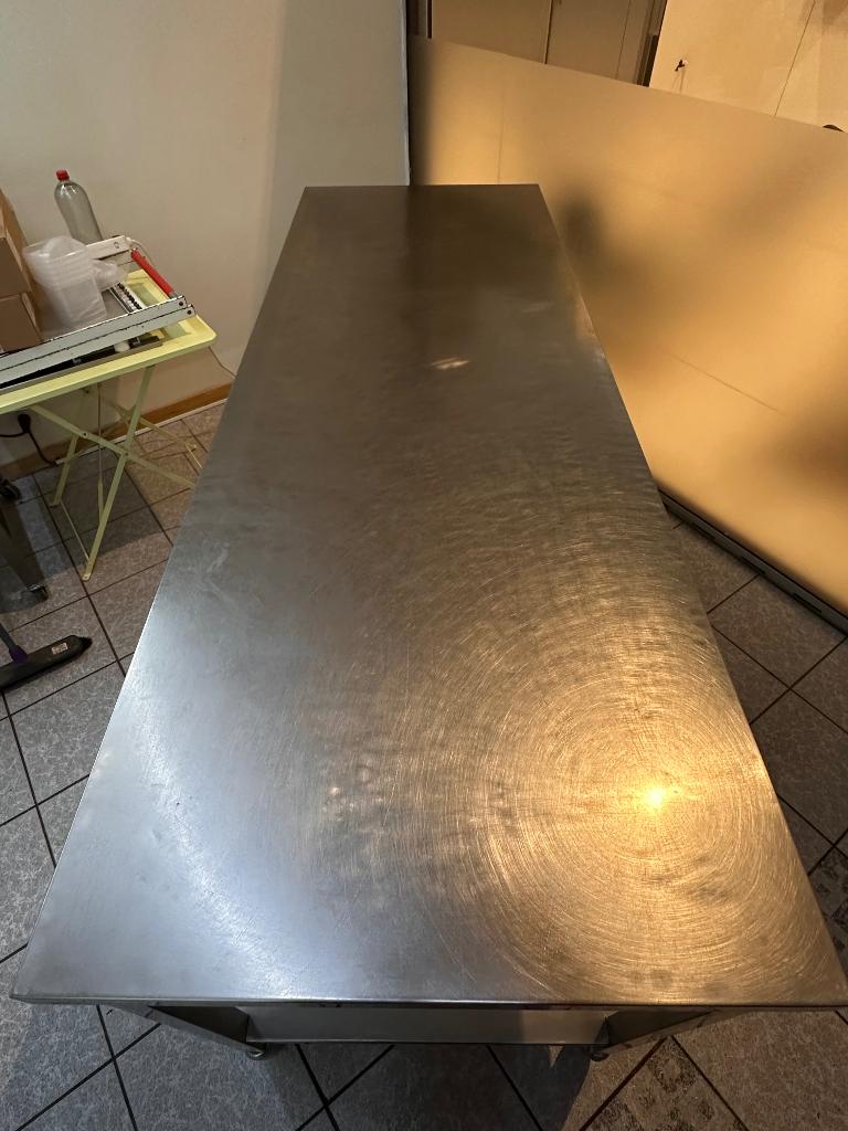 Lange inox/rvs tafel op wielen, Ophalen, Met wielen, Gebruikt, Stabureau