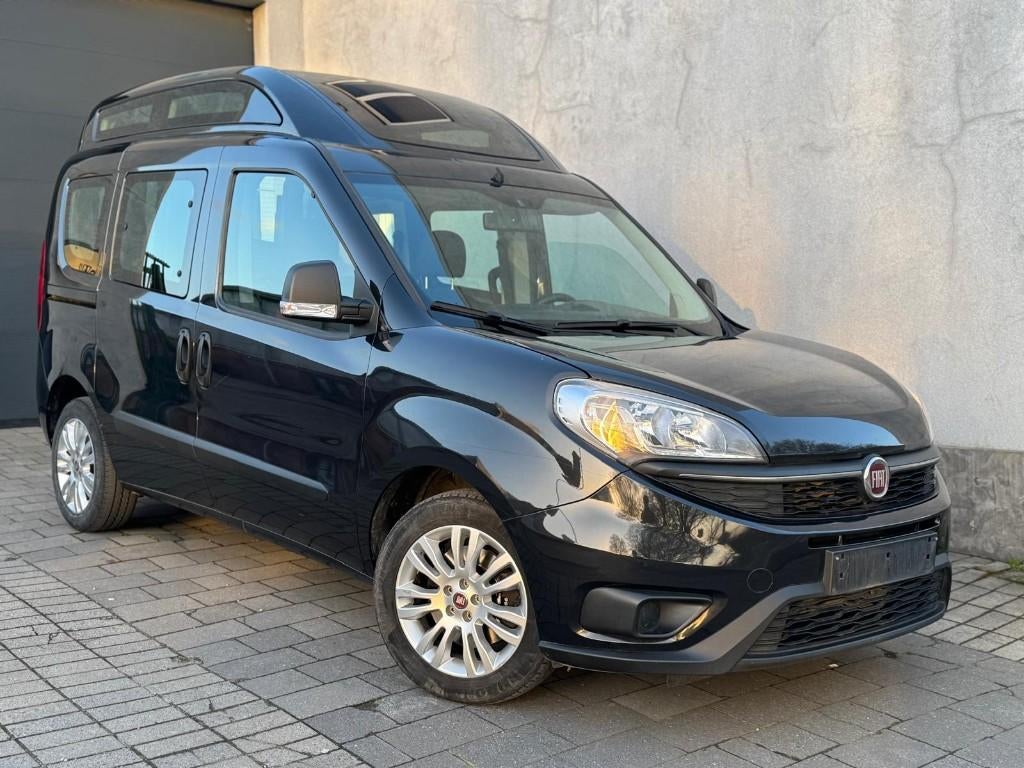 FIAT DOBLO 1.4i ESSENCE 2017 116000 KM TPMR PMR INVALIDE, Achat, Entreprise, Adapté aux personnes handicapées, Boîte manuelle