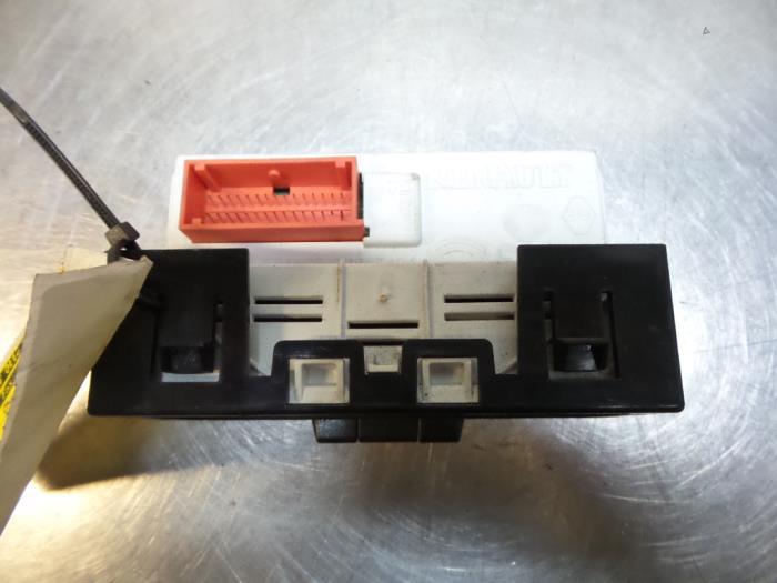 Display Interieur van een Renault Megane (Megane 2 02-), Gebruikt, -, Renault, -