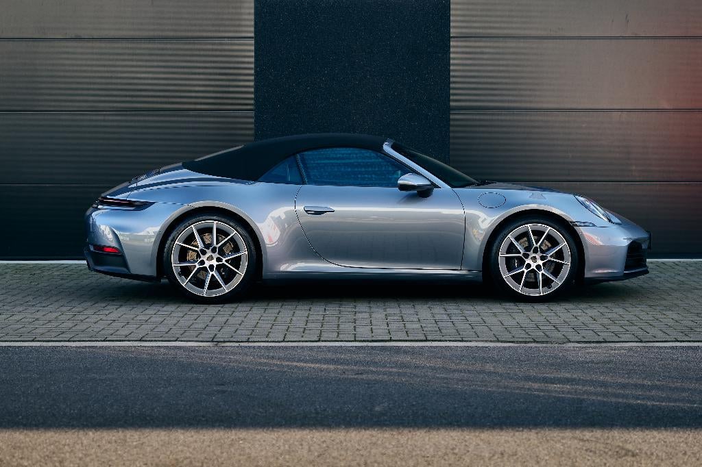 Porsche 992.2 Carrera cabrio PDK facelift, Auto's, Porsche, Automaat, Achterwielaandrijving, Cabriolet, Leder