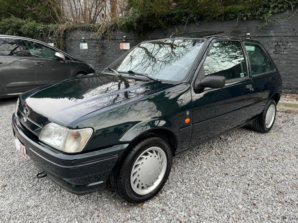 Ford Fiesta 1.3 Newport*12.646KMS!*1ER PROPRIETAIRE!*, Autos, Ford, Particulier, Fiësta, Vitres électriques, Jantes en alliage léger