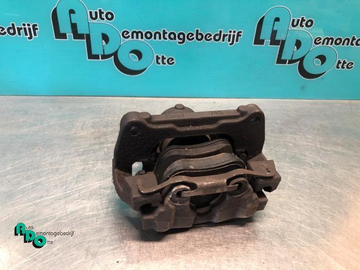 Etrier de frein (pince) avant droit d'un Alfa Romeo Giuliett, -, 3 mois de garantie, Utilisé, Alfa Romeo