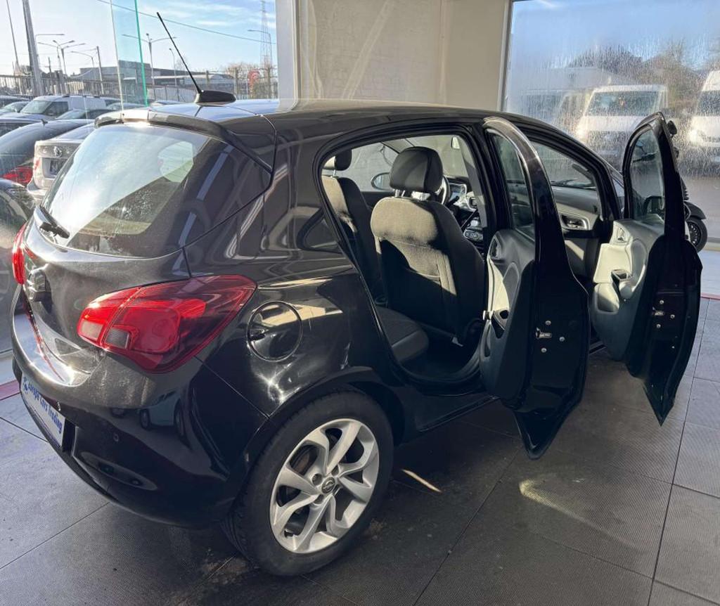 Opel Corsa 1.3 i 70 CH CARNET COMPLET SEMI CUIR GAR 12M, Stof, Gebruikt, 1229 cc, Zwart