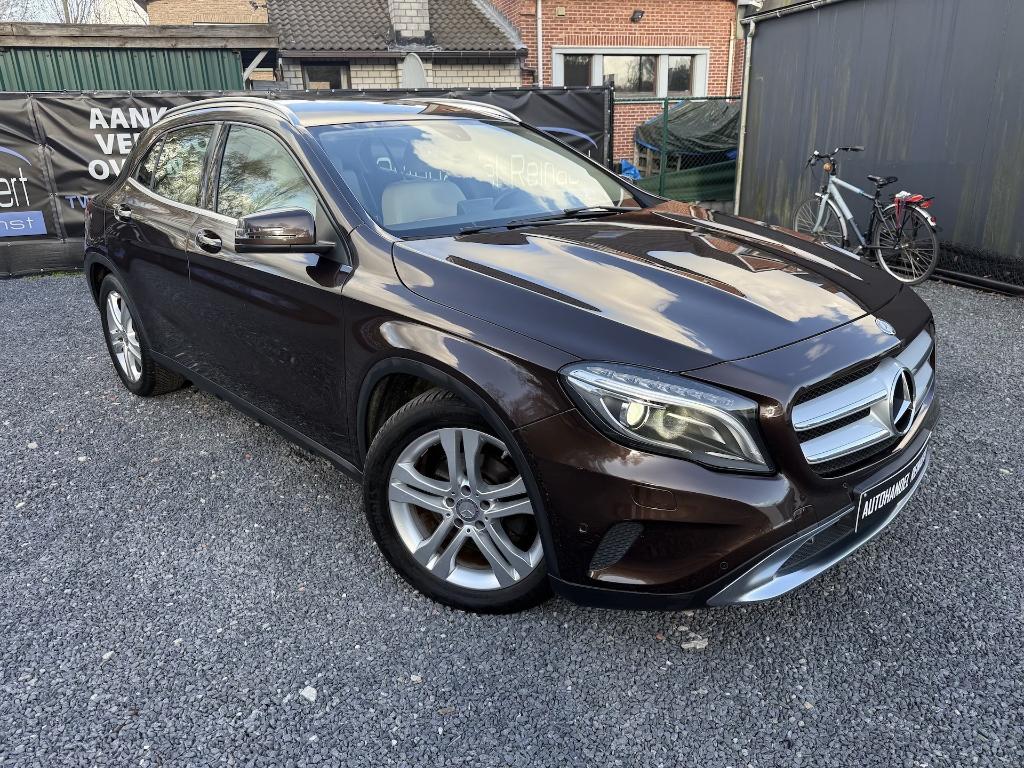 Mercedes GLA 200D, 2015, 129.000km, 4Matic, Navi, Automaat, Autos, Cuir, Achat, Beige, Entreprise