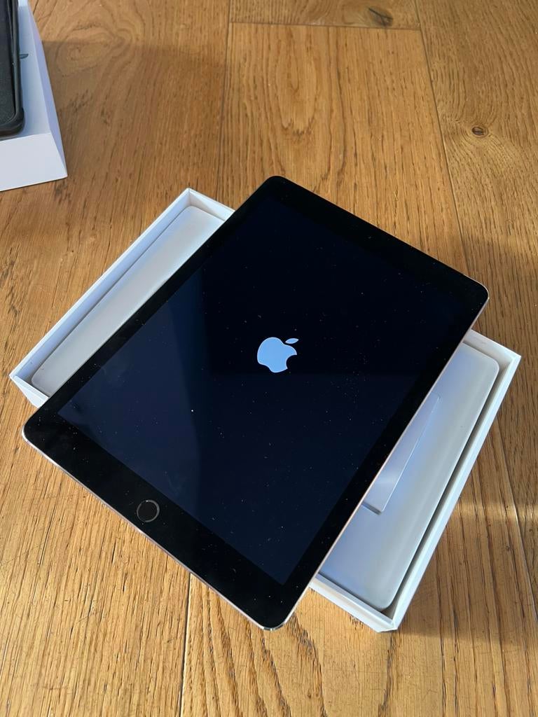 Ipad Air 2 - zeer goede staat, Computers en Software, Apple iPads, Ophalen, Gebruikt, Apple iPad Air, Wi-Fi en Mobiel internet