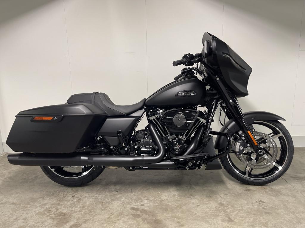 Harley-Davidson TOURING FLHX STREET GLIDE HMC EDITION, Motoren, Motoren | Harley-Davidson, Via Galileo Galilei 1
30033   Noale