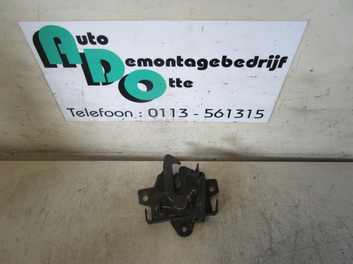 Mécanique de verrouillage capot d'un Hyundai Getz (Getz 03-, -, 3 mois de garantie, Utilisé, Hyundai