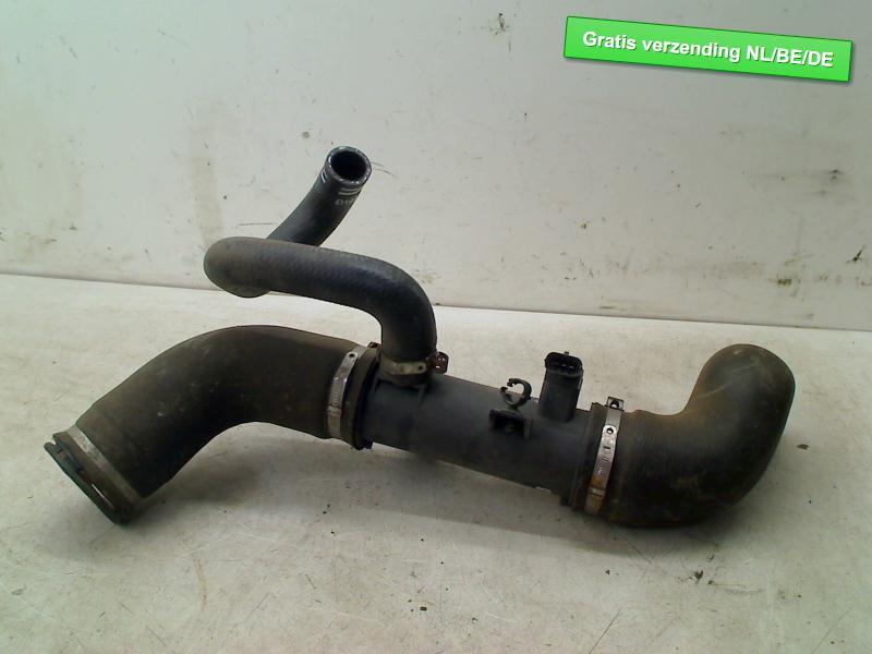 INTERCOOLER DURITE Fiat 500 / 595 / 695 (52004014), Dhr. R. de Gouw, Utilisé, Fiat, De Bloemendaal 21 21
5221 EB  'S HERTOGENBOSCH, NL