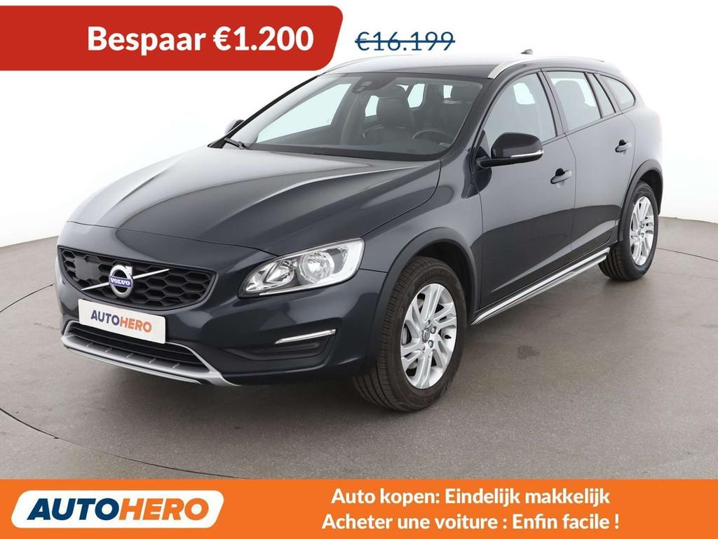 Volvo V60 Cross Country 2.0 D3 Momentum (bj 2017), Auto's, Voorwielaandrijving, Gebruikt, 110 kW, 1712 kg