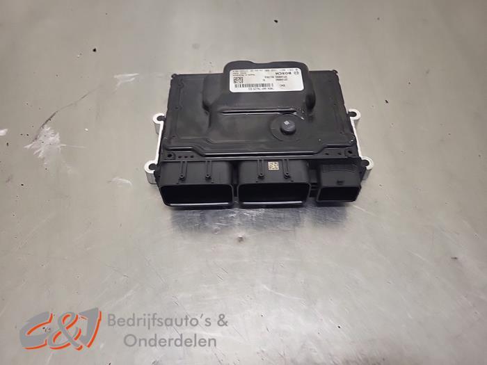 Ordinateur gestion moteur d'un Renault Trafic, Renault, -, 3 mois de garantie, Utilisé