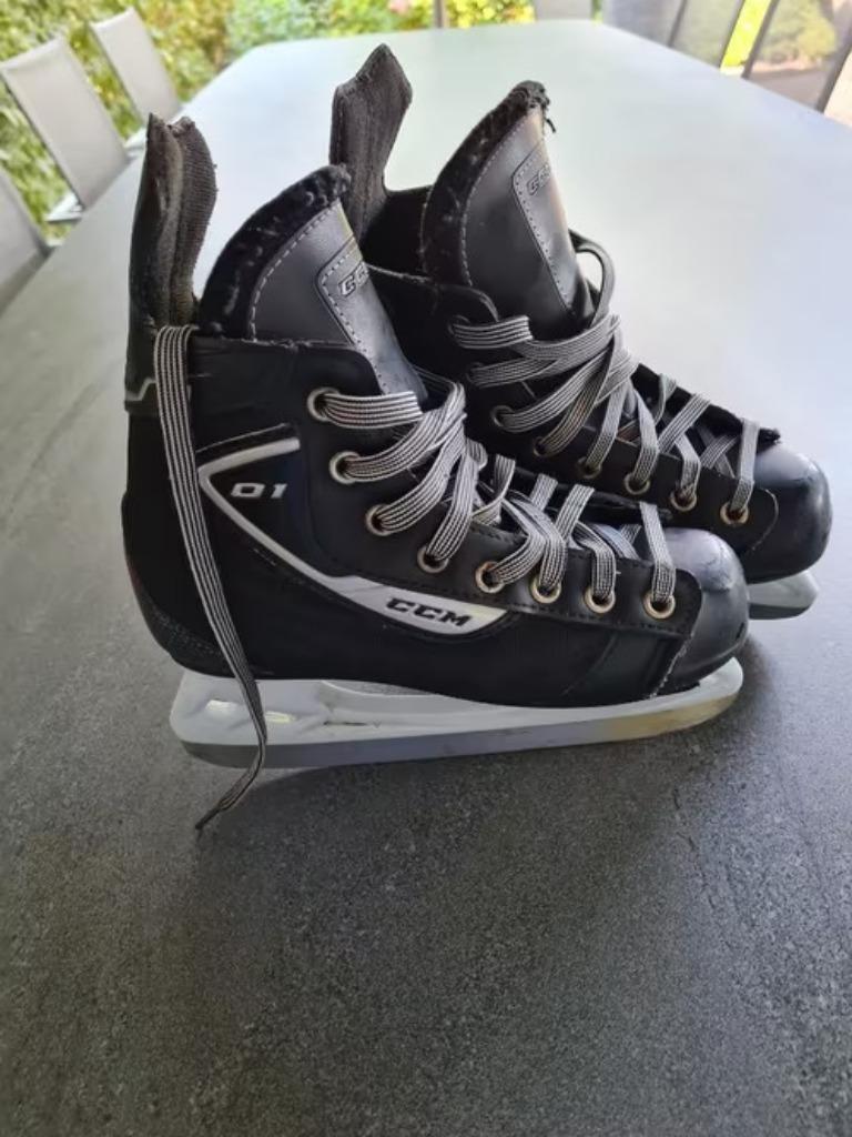 schaatsen maat 36 hockeyschaatsen CCM 01, Sport en Fitness, Ophalen of Verzenden