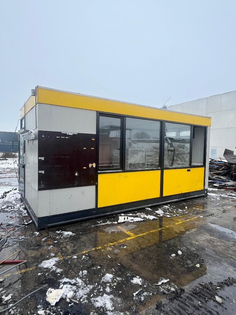 Bureaucontainer, Ophalen