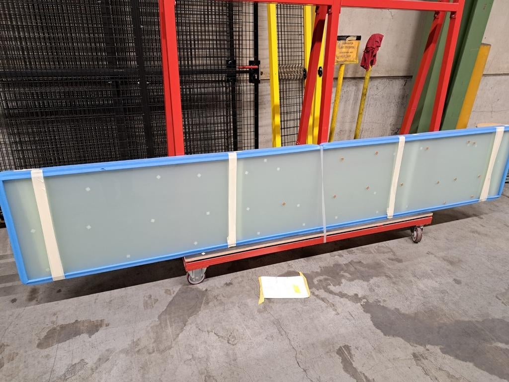 Verre mat 8 mm ; 3,6 x 0,6 m, Bricolage & Construction, Enlèvement, Neuf