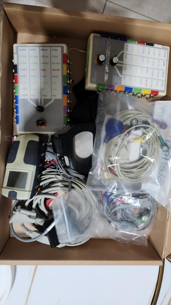 Electrocardiogramme professionnel., Enlèvement ou Envoi, Utilisé