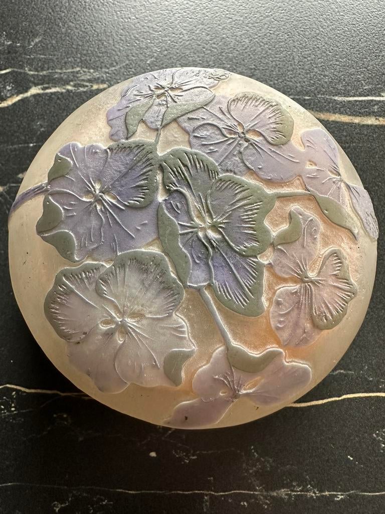 Bonbonnière Emile Gallé 11x6cm, Antiquités & Art, Enlèvement ou Envoi