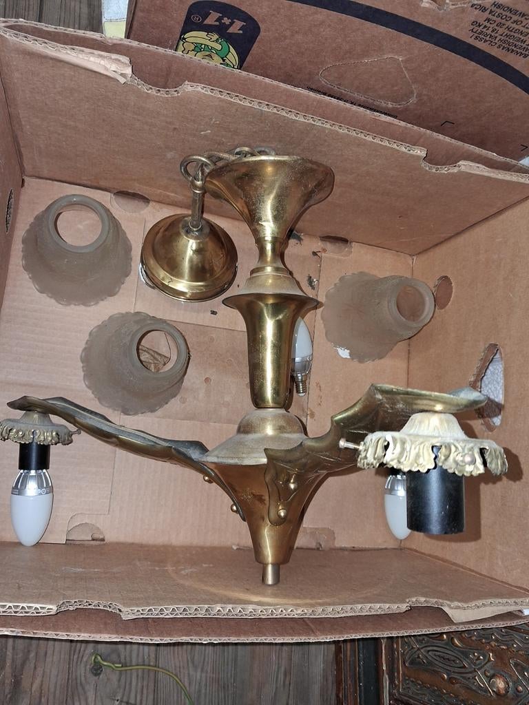 Antieke lusters met oude geslepen glazen kapjes., Huis en Inrichting, Ophalen