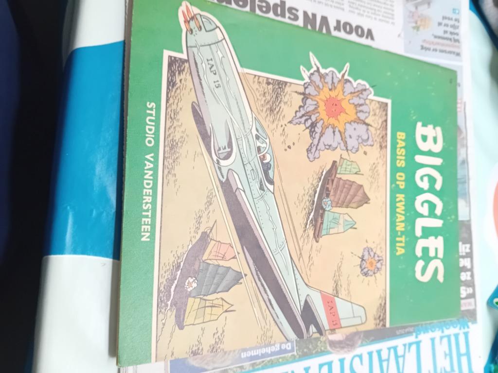 Biggles basis op kwan-tia, Boeken, Stripverhalen, Eén stripboek, Ophalen, Gelezen