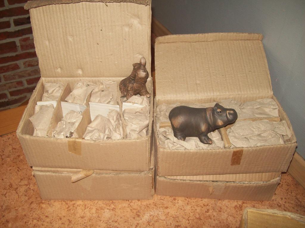 beeldjes neushoorn, Ophalen, Nieuw