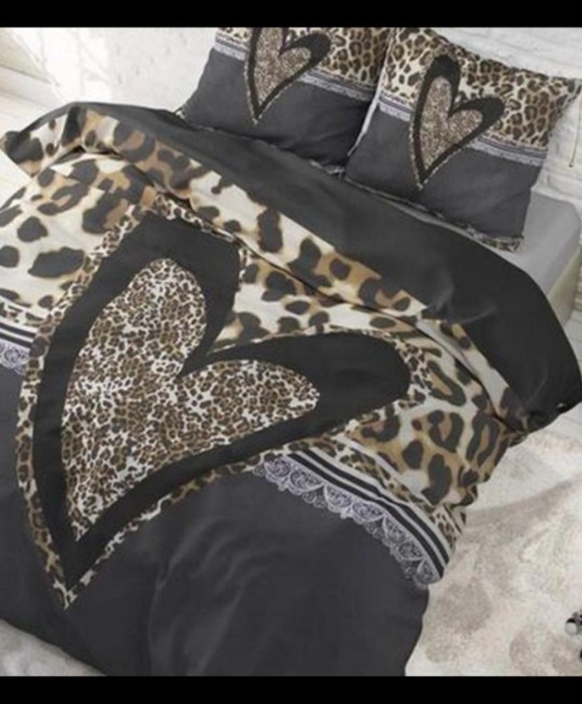 Housse +2 taies. Neuf !! 240 x 220, Enlèvement ou Envoi, Neuf, Deux personnes, Housse de couette